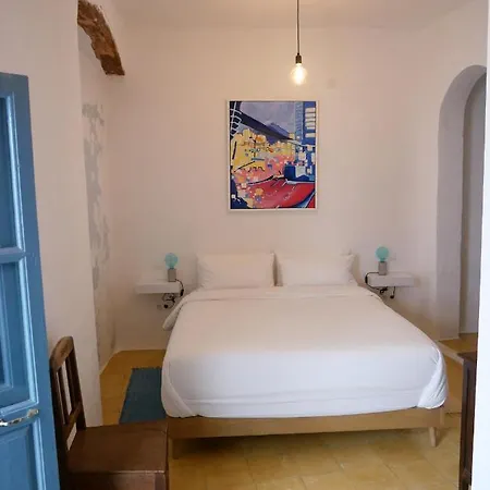 Casa 3 And Artist
